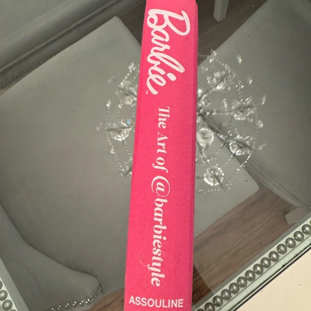 Assouline Barbie Book Art of Barbie Style - Picture 3 of 5